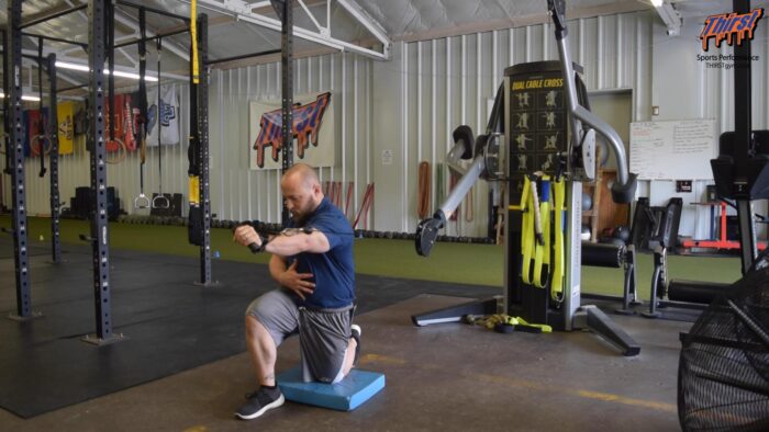 Half Kneeling Cable Chest Press