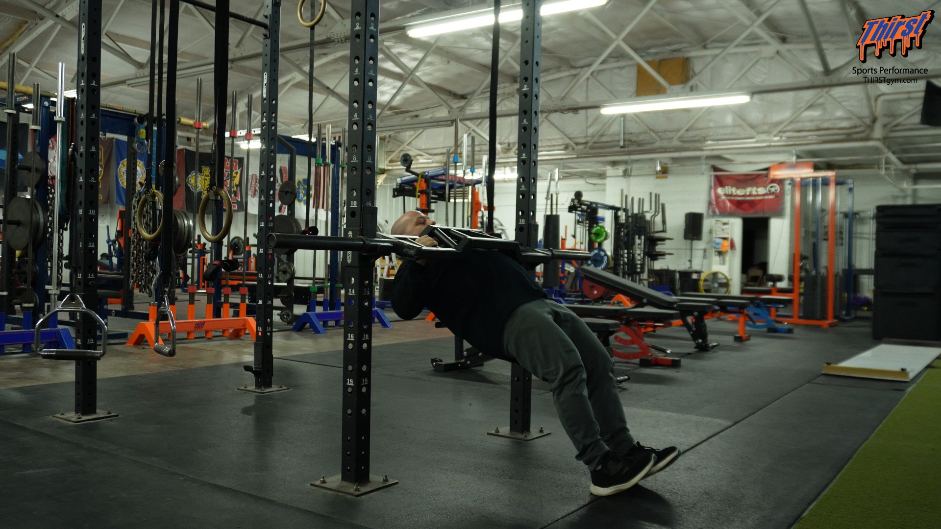 Cambered Swiss Angle Bar Inverted Row