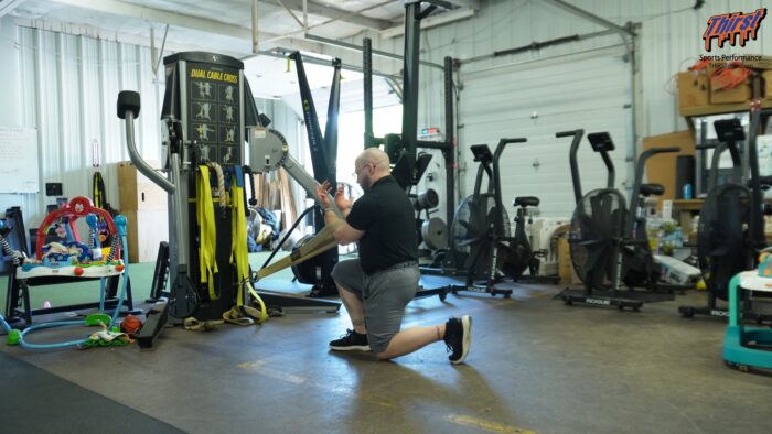 Cable Zercher Split Squat
